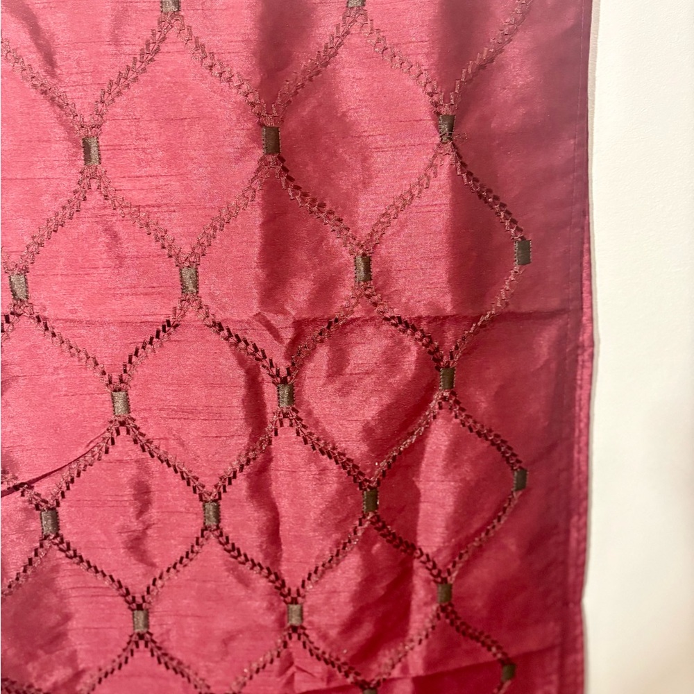 Elegant Burgundy Curtain Panel - Picture 4 of 6